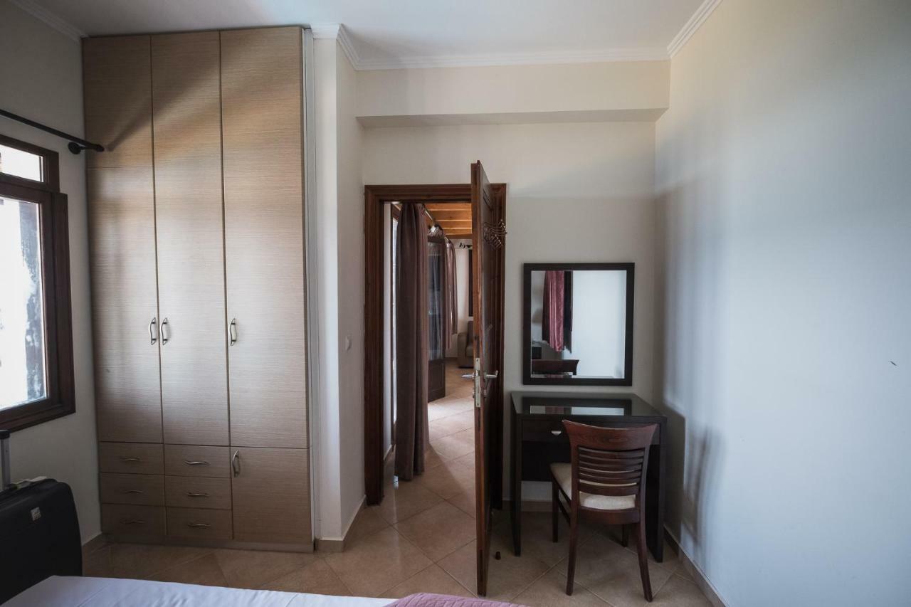 Ionion Fos Aparthotel นิเกียนา ภายนอก รูปภาพ